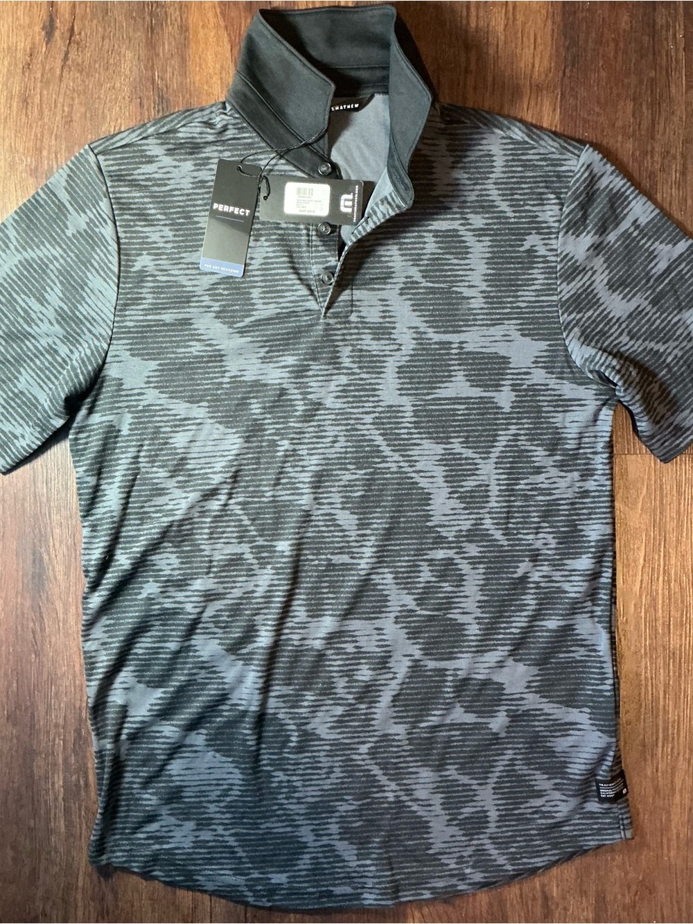 Travis Mathew Perfect collection ‘Study Abroad’ Polo NWT Small